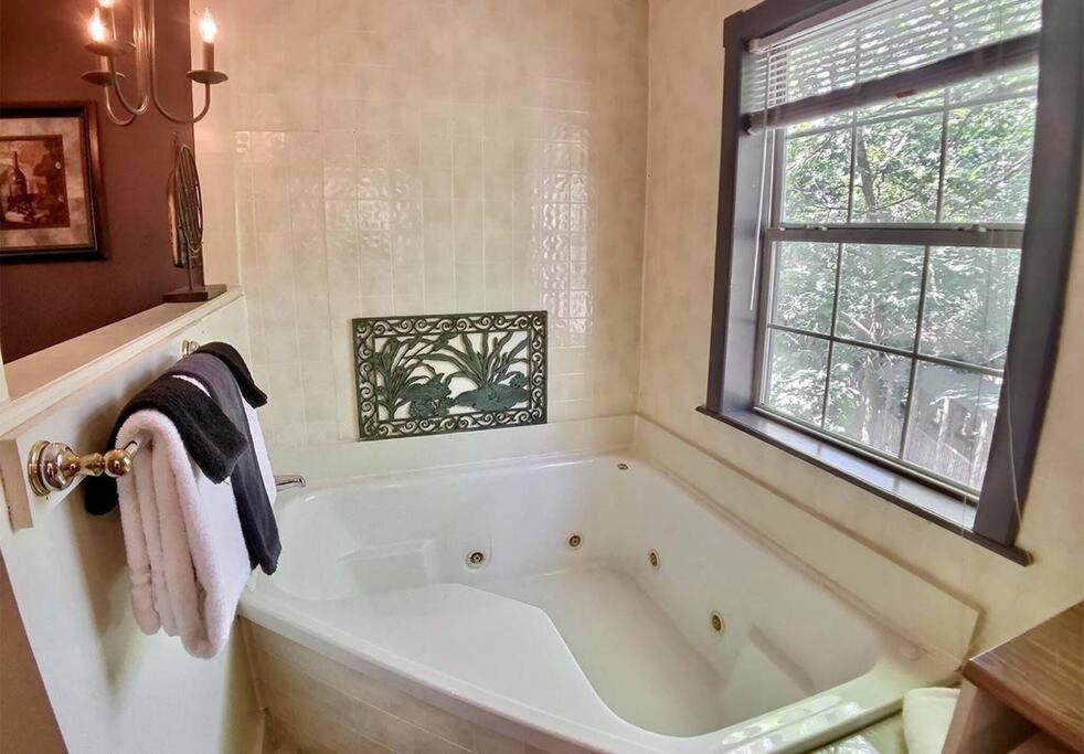 D'Vinery Rock Cottage/ #6 Eureka Springs Εξωτερικό φωτογραφία